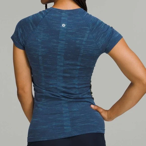 Lululemon Swiftly Tech Short Sleeve 2.0 Chroma Check Mineral Blue Size 6 - Picture 2 of 5